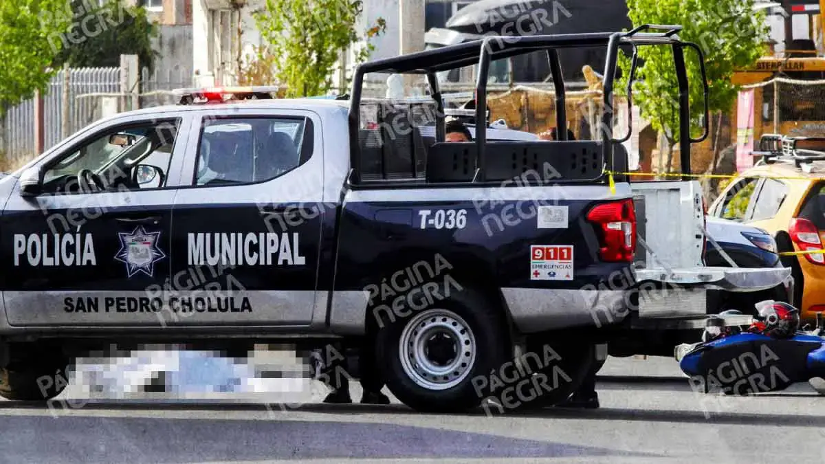 Mujer murió tras derrape de moto en San Pedro Cholula, Puebla; su esposo conducía