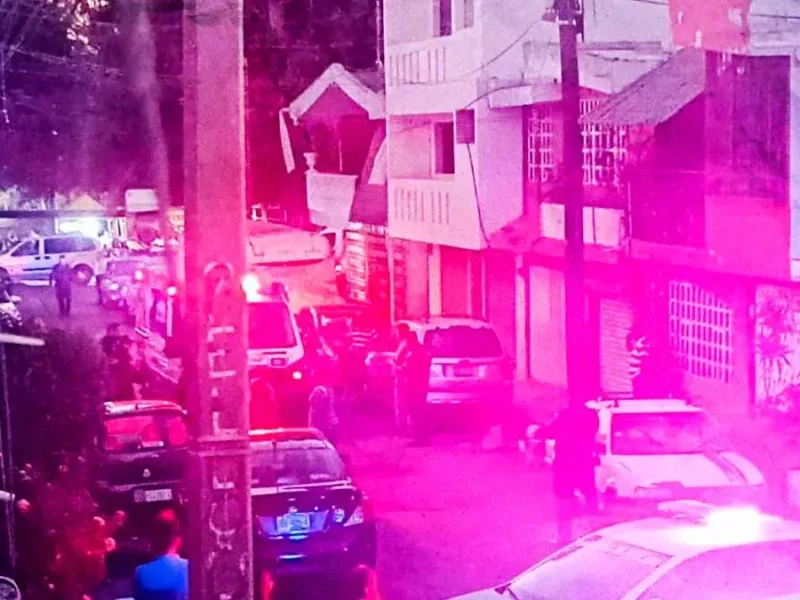 Motociclistas dispararon contra mujer en la colonia La Popular en Puebla
