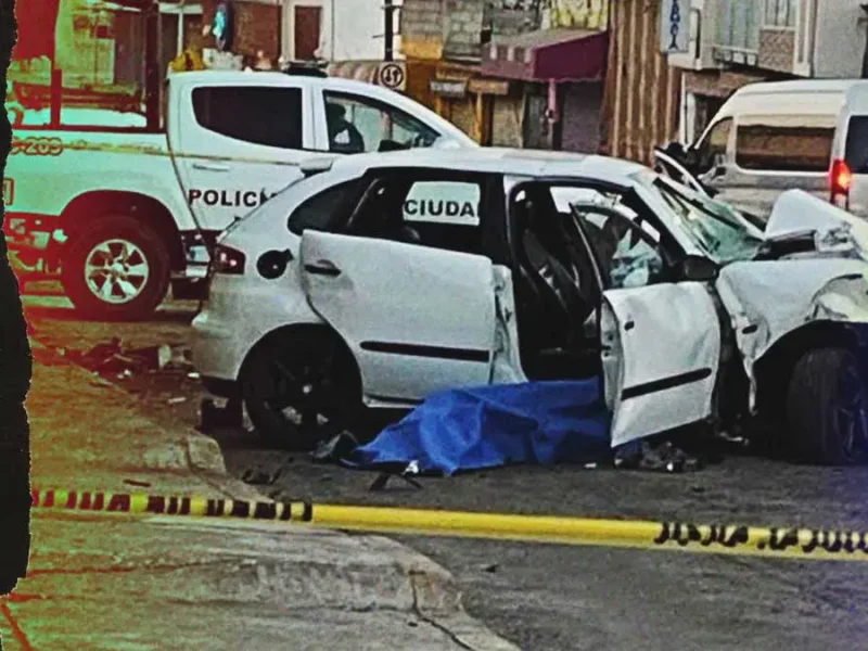 Mujer murió tras chocar contra un puesto de comida en el Bulevar Clavijero, Puebla