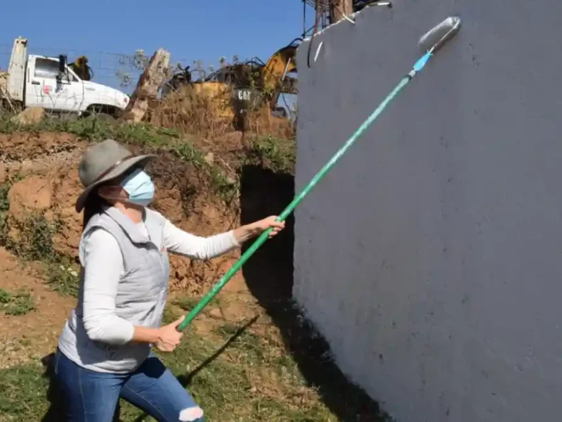 Gran Faena Comunitaria en Eloxochitlán de la mano de Bety Sánchez y el DIF Estatal