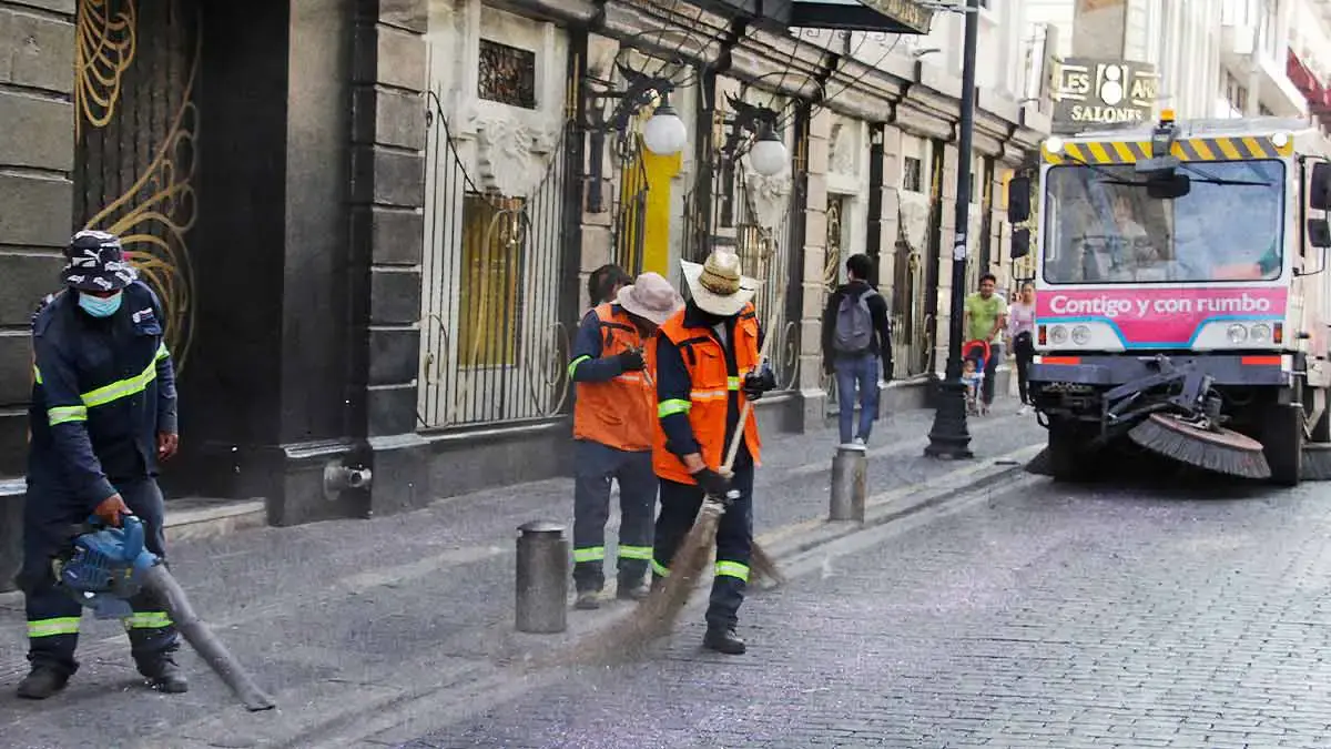 Trabajarán 150 naranjitas de Puebla durante Jueves y Viernes Santo para mantener limpia la ciudad  