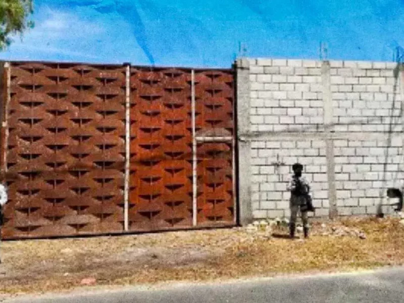 Aseguran inmuebles con pipas de gas LP robado en Tepeaca, Puebla; hay dos detenidos