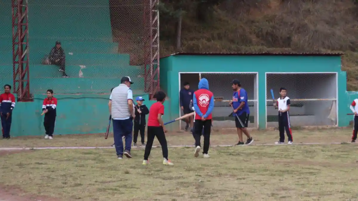 Zacatlán contará con beisbolistas de primer nivel con el Centro de Iniciación al béisbol