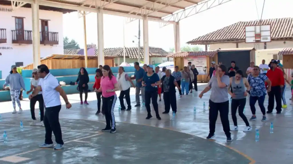 Zacatlán se prepara para la Clase Nacional de Boxeo; así fue la activación física en Jicolapa