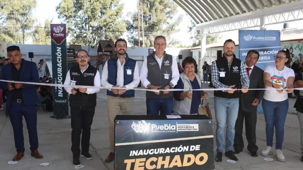 Entrega Pepe Chedraui techado escolar en el Jardín de Niños Tzitzilini