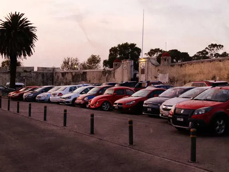 Gobierno analiza ajustar tarifa del estacionamiento de la Feria de Puebla 2025