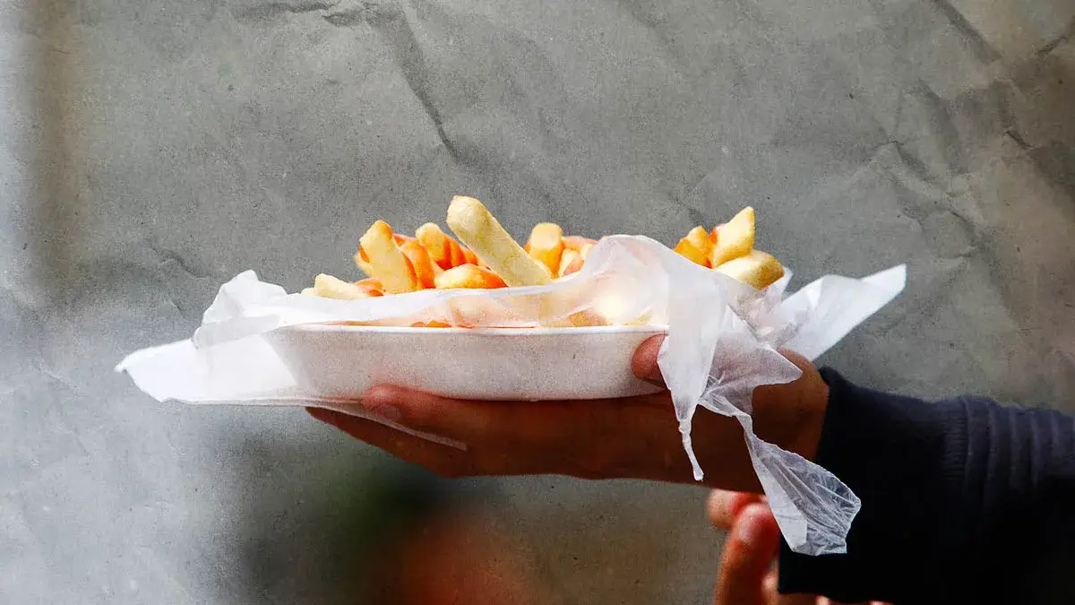 Ayuntamiento de Puebla retirará puestos ambulantes de comida chatarra afuera de las escuelas