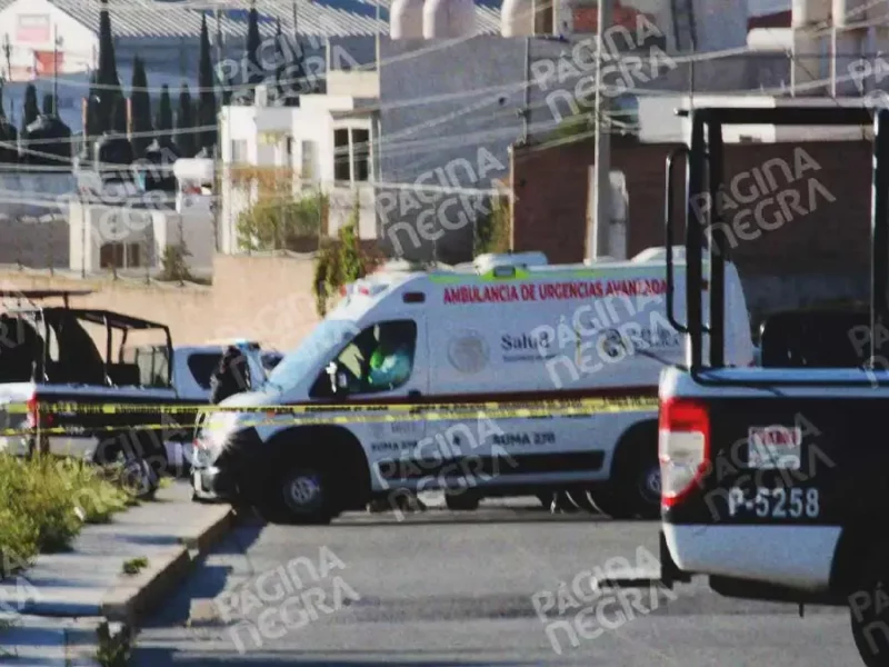 Abandonan cuerpo emplayado en Sanctorum, Cuautlancingo; se desconoce la identidad de la víctima