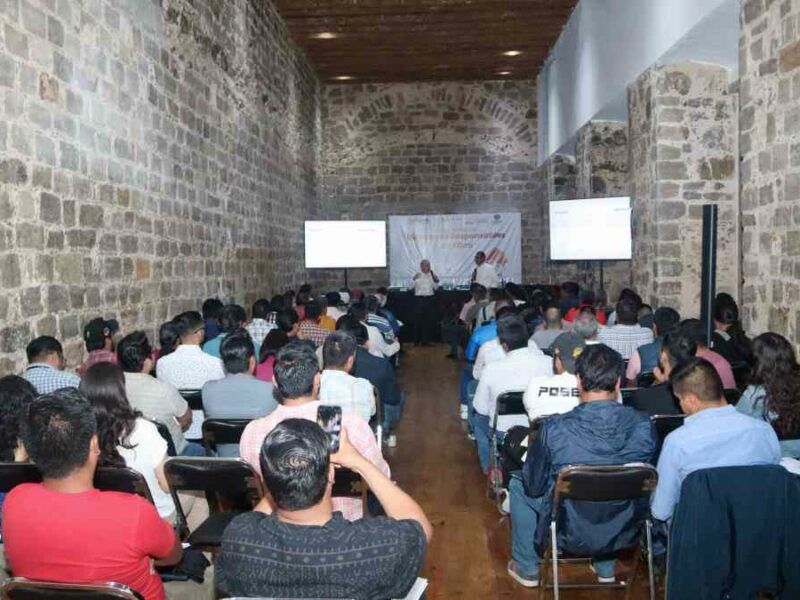 Ayuntamiento de Zacatlán inicia capacitaciones para certificar a responsables de obra