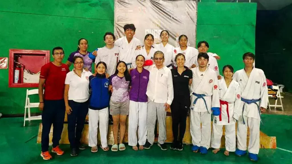 Atletas poblanos consiguieron 17 medallas en la Copa Choda de Karate en Yucatán 