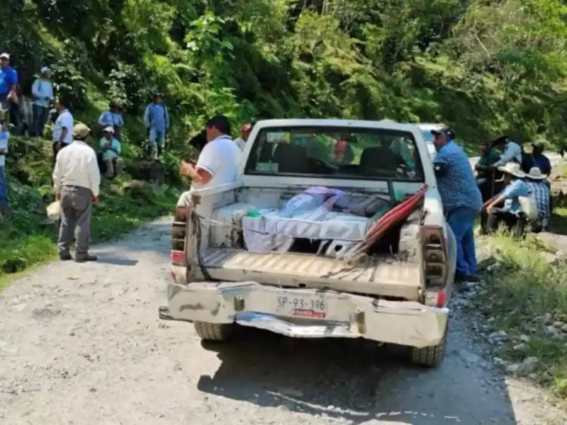 Faena en San Cristóbal Xochimilpa: genera convivencia y comunidad