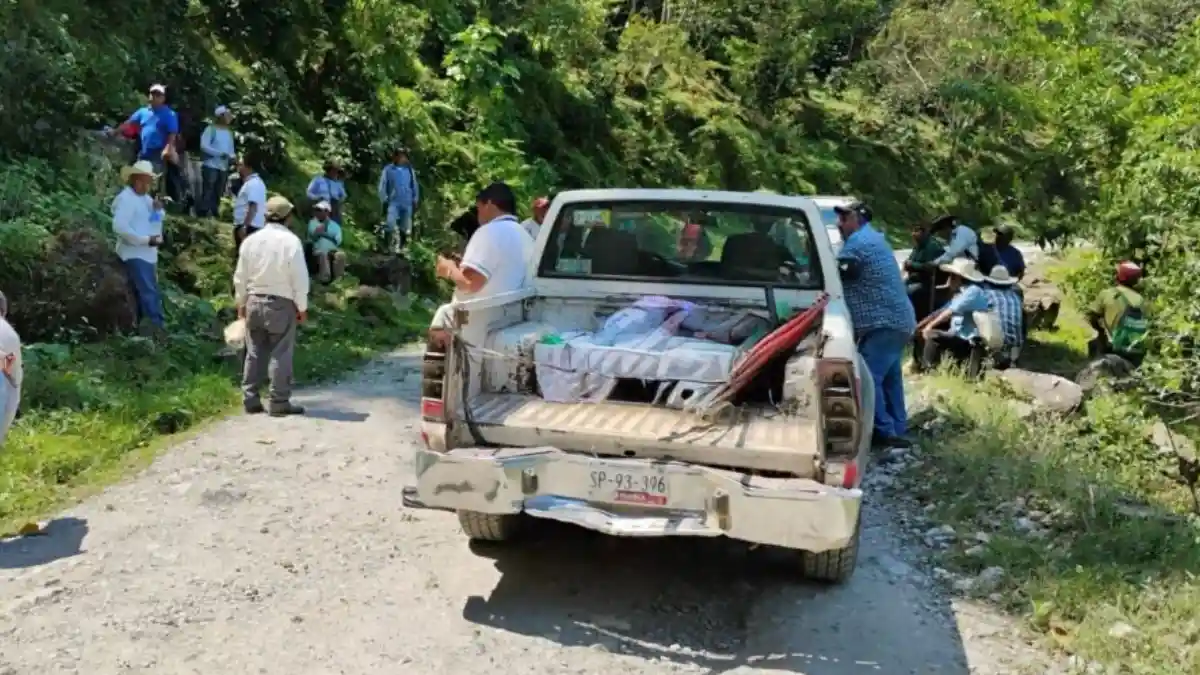 Faena en San Cristóbal Xochimilpa: genera convivencia y comunidad
