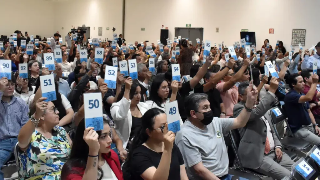 Comisión Institucional de Diálogo rinde informe ante el Consejo Universitario