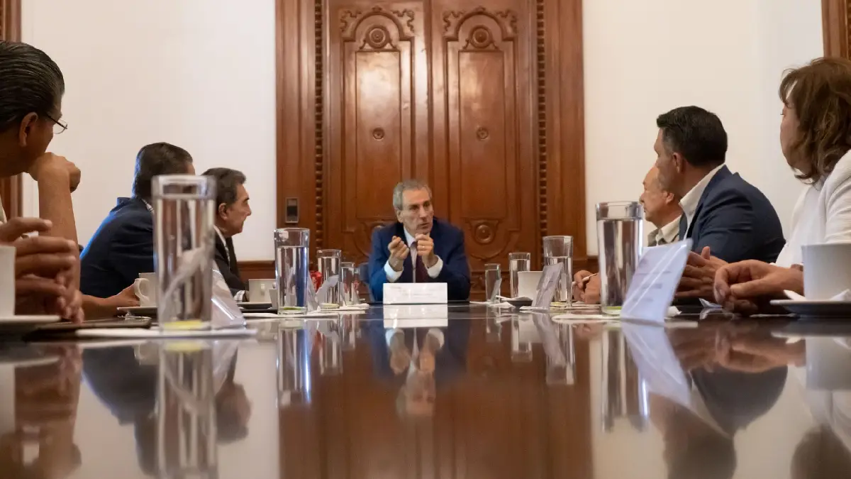 Gobierno de la Ciudad establece mecanismos de coordinación con la AUIEMSS