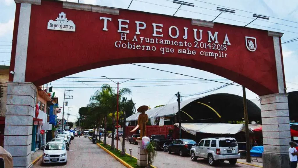 Abandonan cuerpo en estado de descomposición y con impactos de bala en Tepeojuma, Puebla