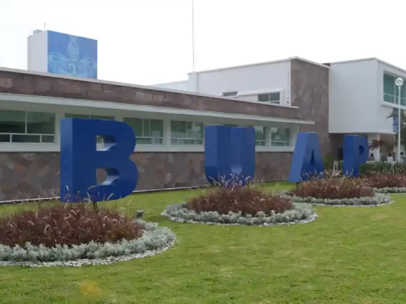 Rinde informe de labores el director del Complejo Regional Nororiental
