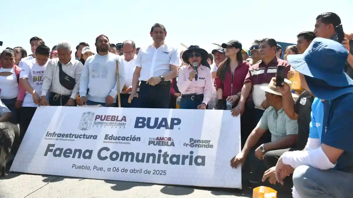 Universitarios BUAP se suman a jornada de limpieza en CU2