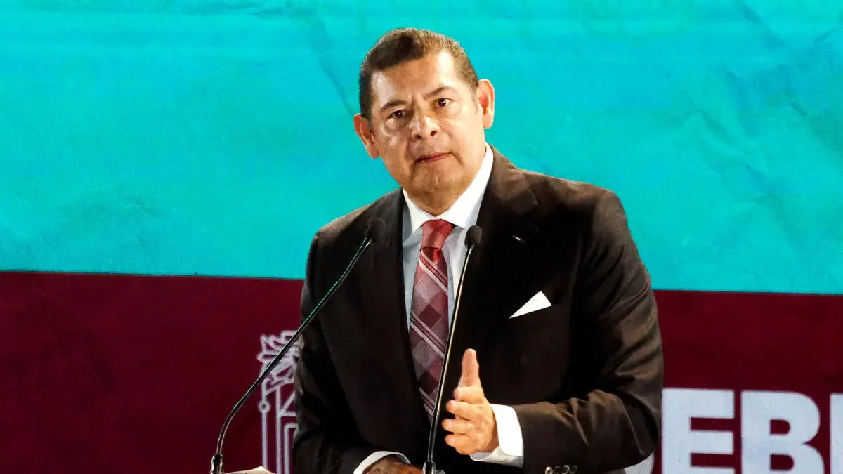 Alejandro Armenta asegura justicia para ejidatarios de Ocoyucan amenazados por Grupo Proyecta