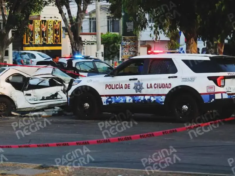 Conductor de Chevy murió tras choque contra camión recolector de basura en Puebla 