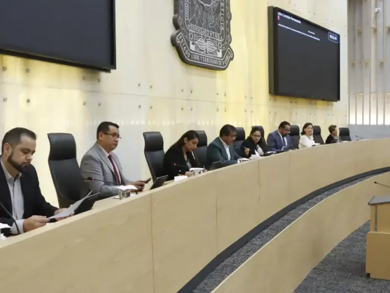 Proponen en Congreso retirar vehículos abandonados en vía pública