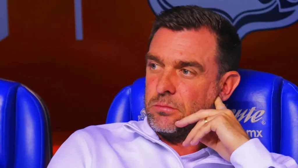 Pablo Guede deja de ser director técnico del Club Puebla tras fracaso en Clausura 2025 