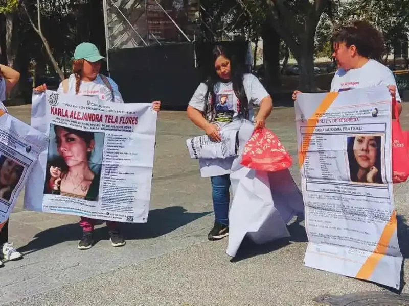 Familiares y amigos marchan por desaparición de adolescente Isaías Flores Garibaldo en Puebla