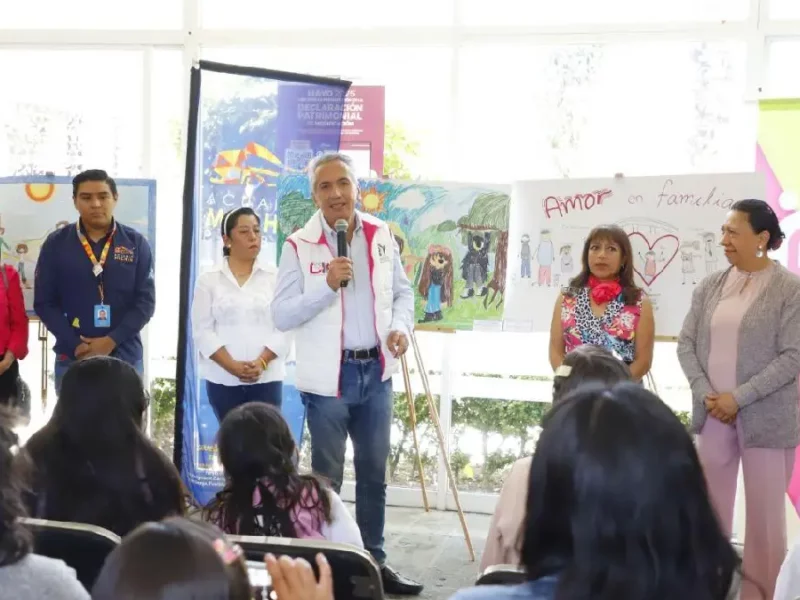 Fomenta SMDIF integración familiar mediante concurso de dibujo “la familia es amor”