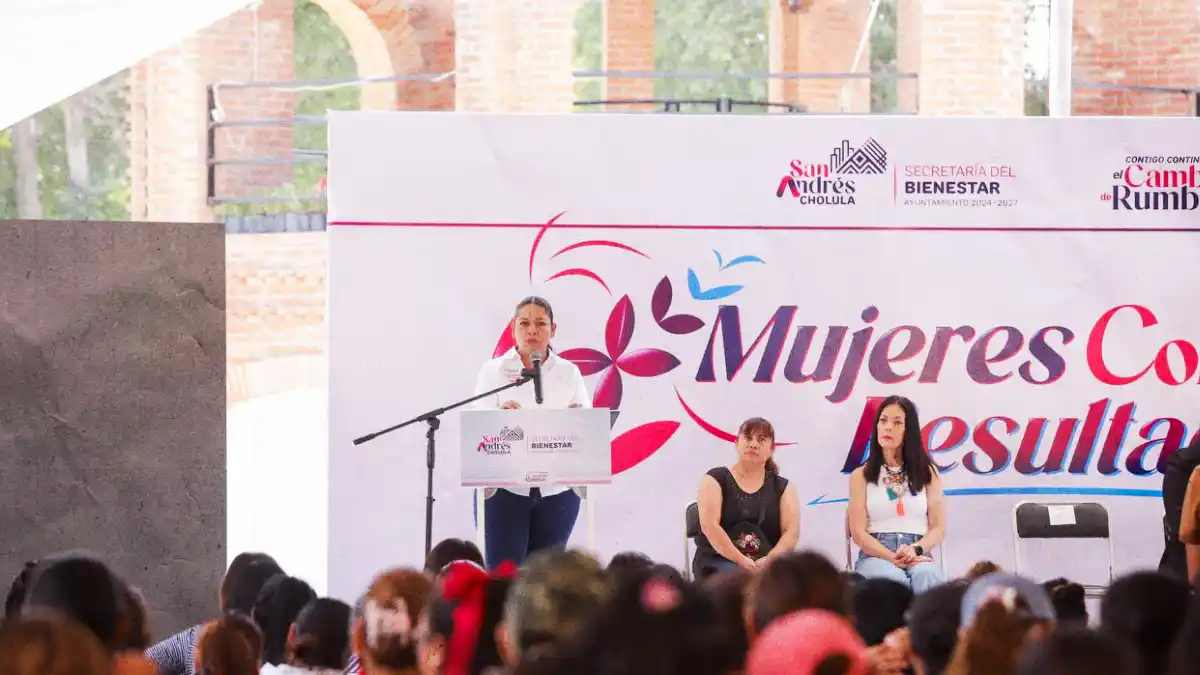 Fortalece Lupita Cuautle la economía de las mujeres sanandreseñas