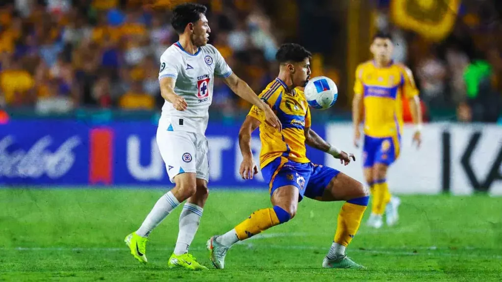 Tigres y Cruz Azul empatan en la semifinal ida de la Concacaf Champions Cup 2025  