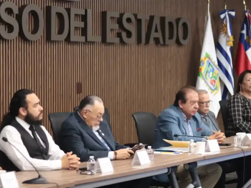 Lectura y libros son la base para construir Leyes, destacan en Congreso