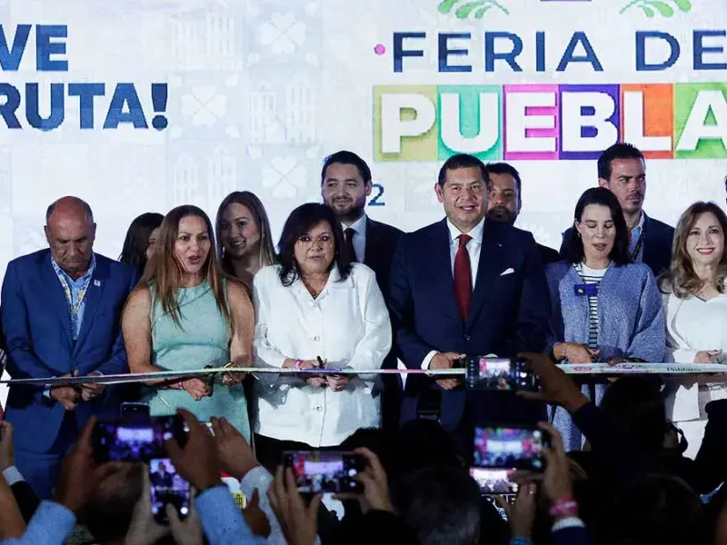 Con presencia de la secretaria de Turismo Federal, Armenta inauguró la Feria de Puebla 2025 