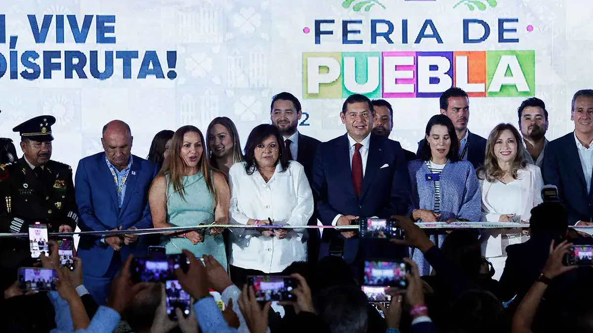 Con presencia de la secretaria de Turismo Federal, Armenta inauguró la Feria de Puebla 2025 