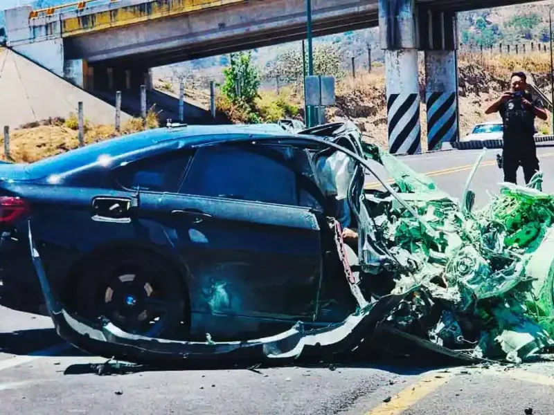 Pareja murió por el choque contra un tráiler, en Chignahuapan, Puebla