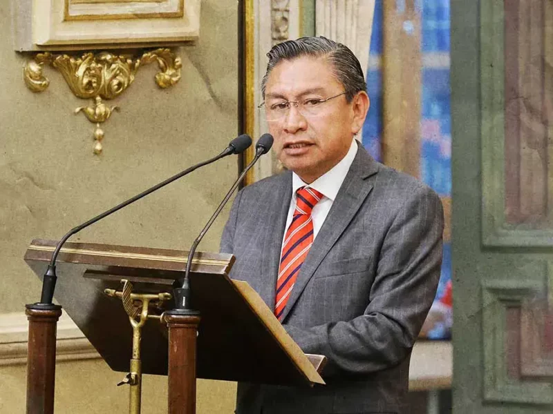 José Luis Figueroa minimiza abucheos contra Fernández Noroña durante asamblea