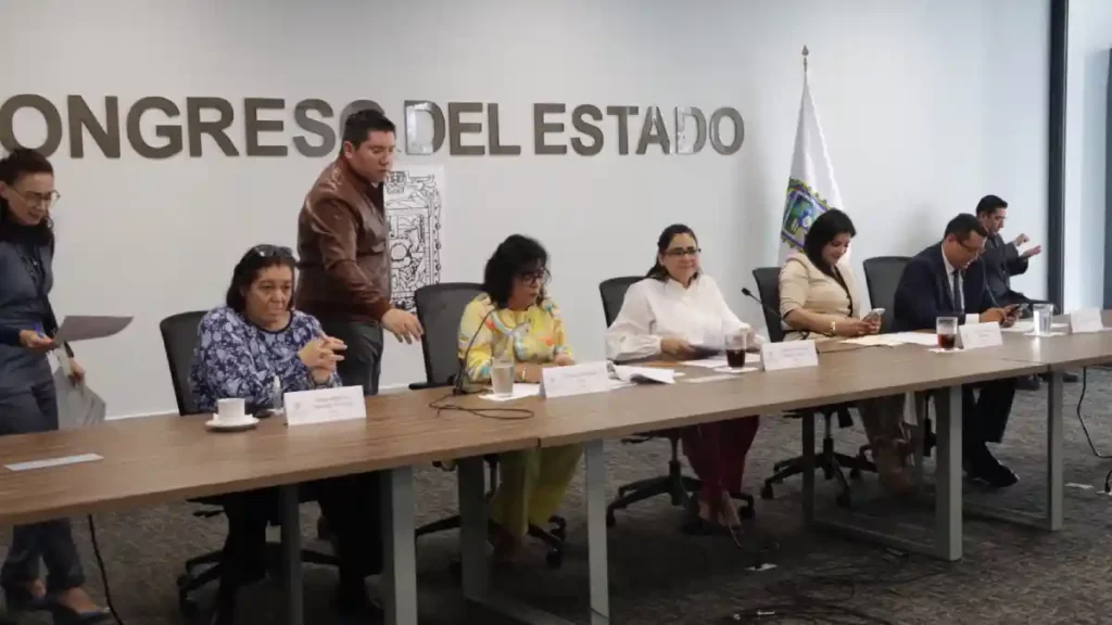 Aprueba Comisión del Congreso exhorto para que municipios promuevan bienestar animal