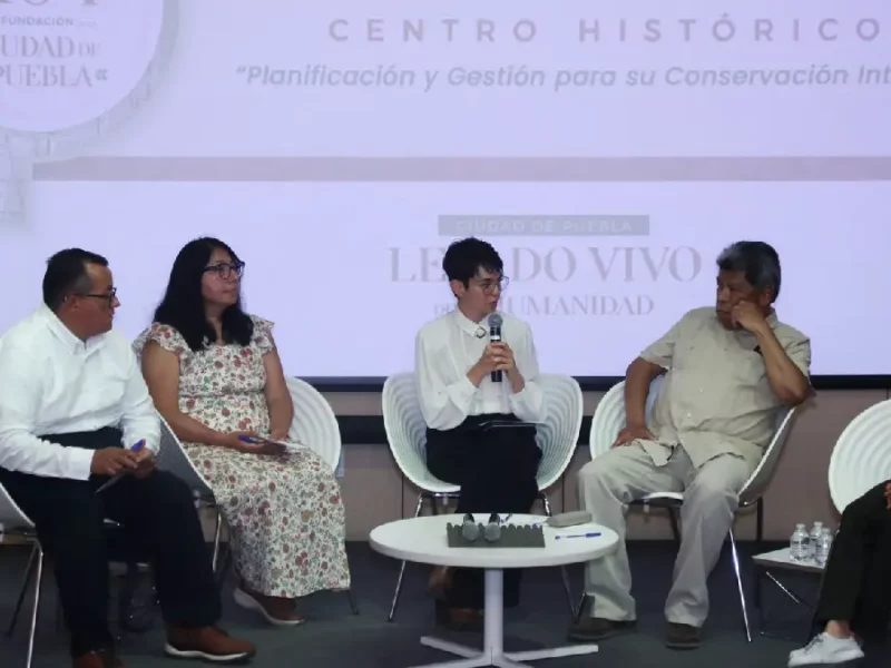 Analiza Gobierno de la Ciudad, mediante conversatorio, retos y oportunidades del Centro Histórico de Puebla