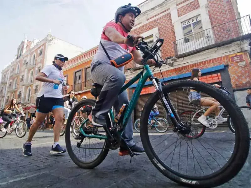 Congreso de Puebla desecha iniciativa para regular el uso de bicis y scooters eléctricos