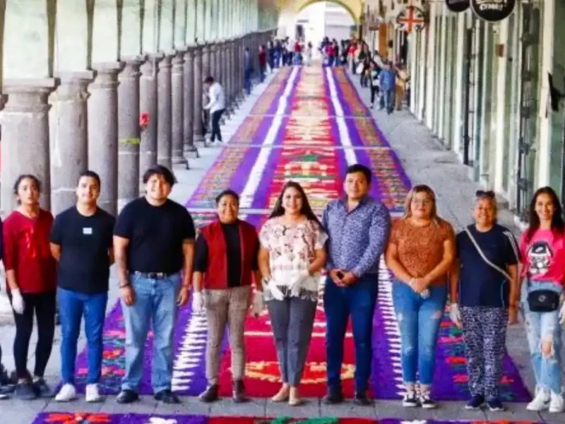 Encabeza Tonantzin Fernández la colocación de la alfombra monumental de Semana Santa