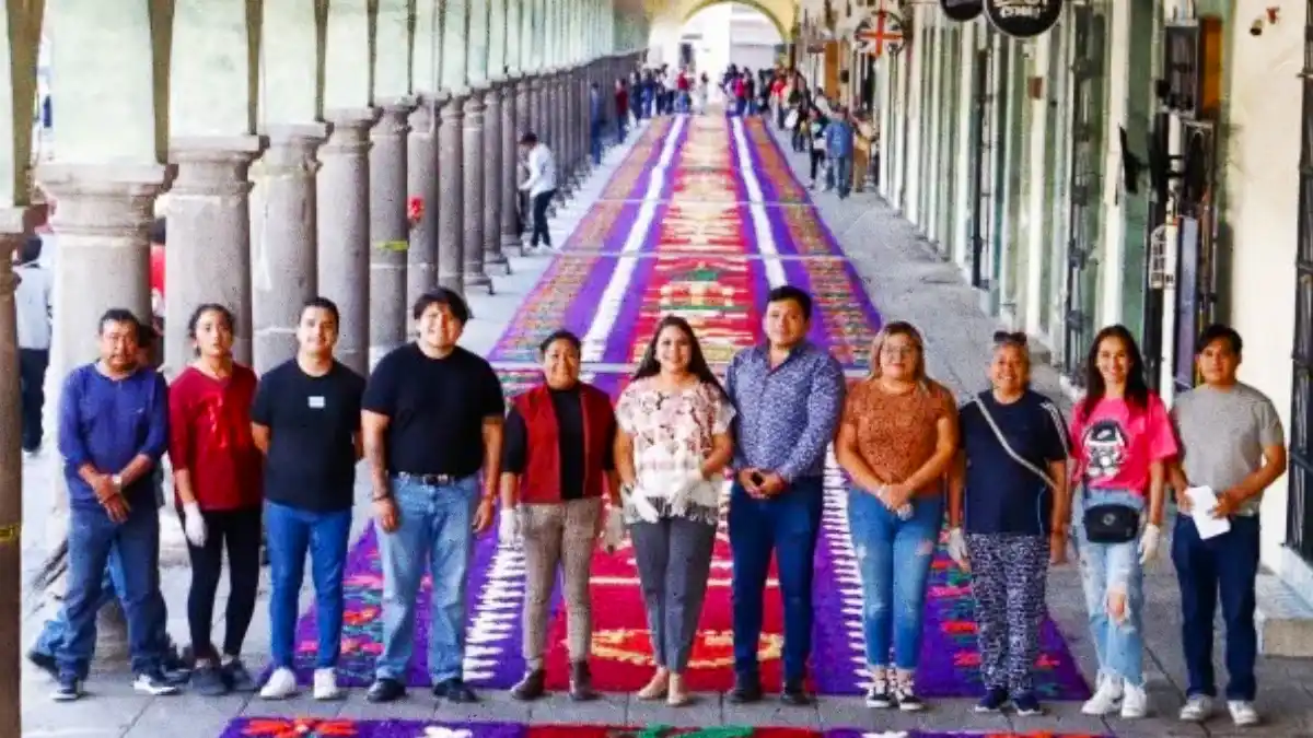 Encabeza Tonantzin Fernández la colocación de la alfombra monumental de Semana Santa