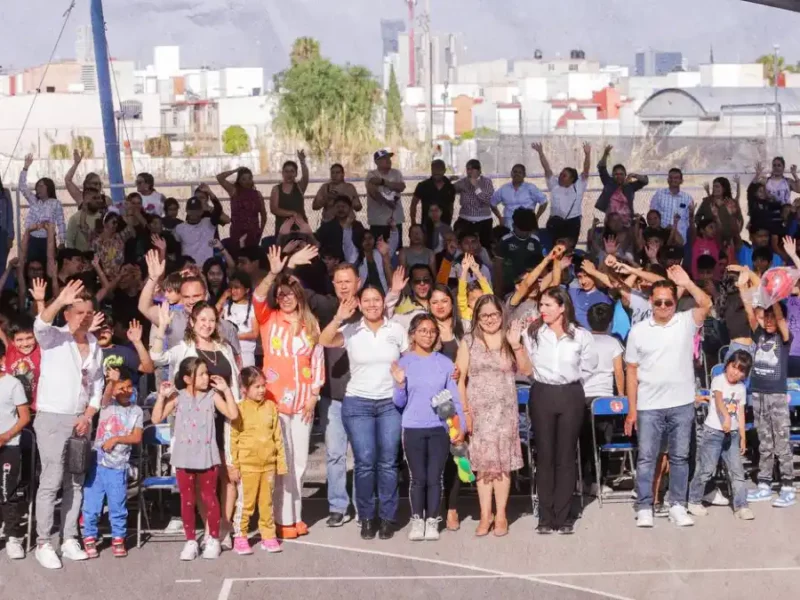 Celebra Lupita Cuautle a la niñez sanandreseña en Escuelas Deportivas