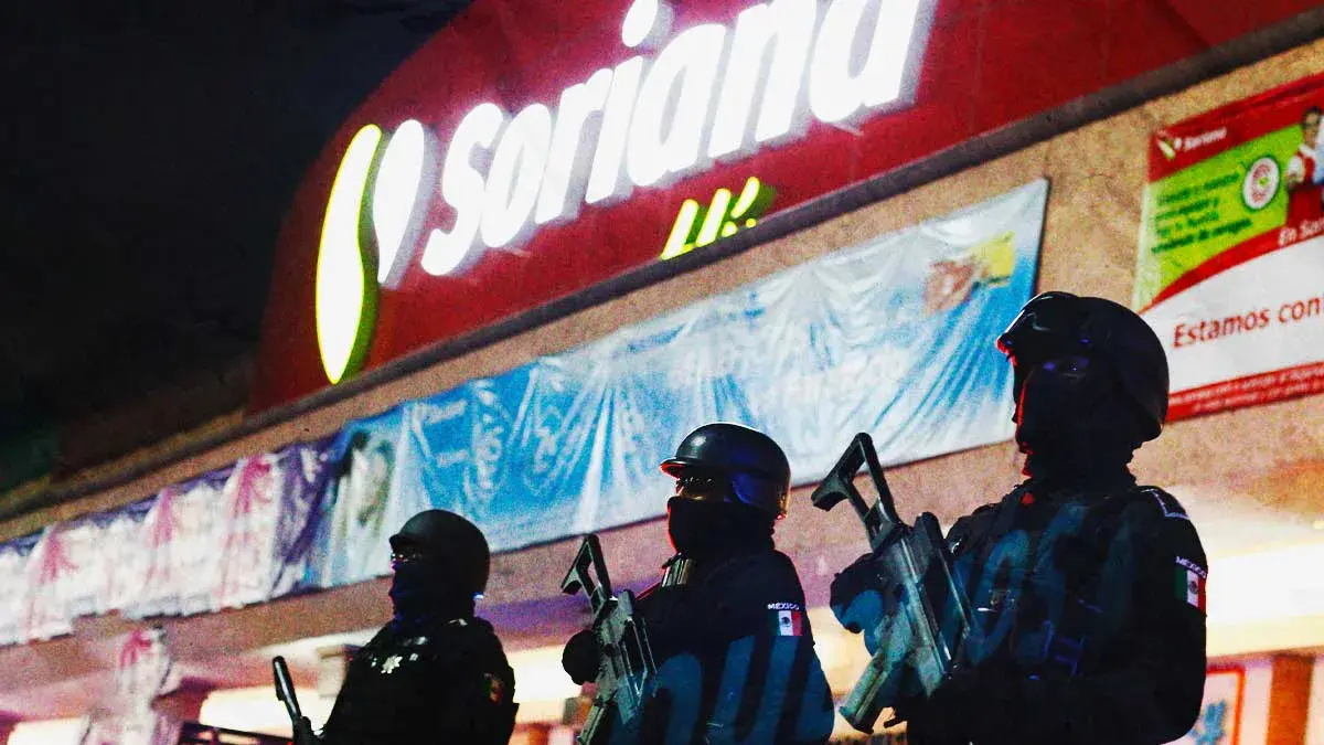 Amenaza de bomba en Soriana de Puebla provoca evacuación y movilización de corporaciones de emergencia
