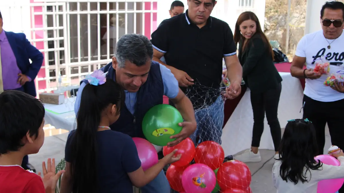 Festeja Gobierno de la Ciudad Día de la Niñez en el Centros de Desarrollo Comunitario y Parque Biblioteca