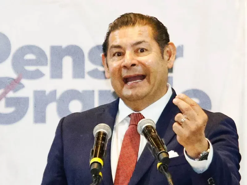 Alejandro Armenta anuncia la desaparición del Capcee; se convertirá en subsecretaría de Educación 