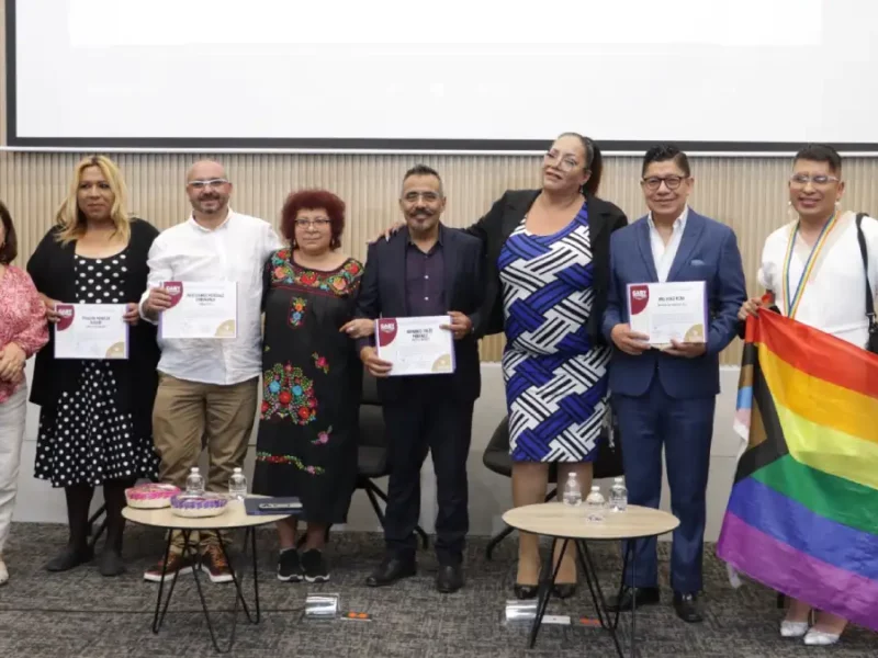 Conmemoran en Congreso Día Internacional contra la Homofobia, Transfobia y Bifobia