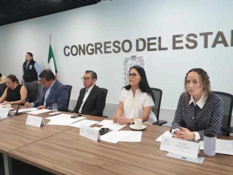 Aprueba Comisión del Congreso reformas para armonizar la Constitución local con la federal