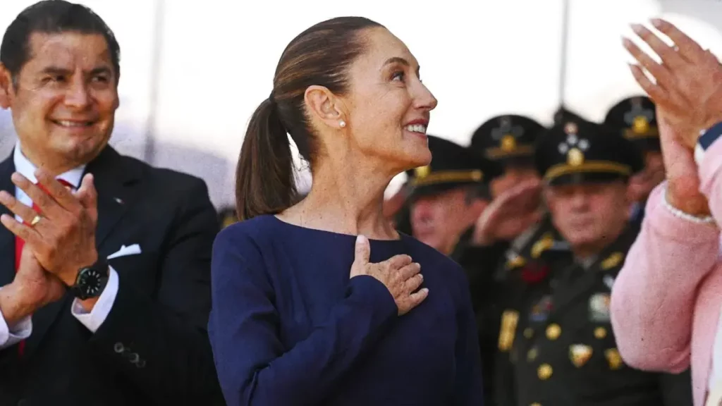 Claudia Sheinbaum encabezó el Desfile 5 de Mayo en Puebla; participaron 33 instituciones educativas