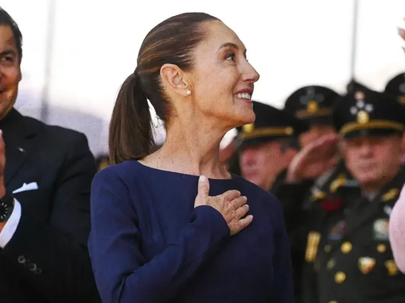 Claudia Sheinbaum encabezó el Desfile 5 de Mayo en Puebla; participaron 33 instituciones educativas