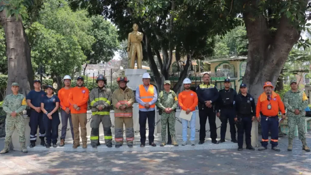 Ariadna Ayala, presidenta municipal, fortalece la prevención en el primer simulacro nacional 2025