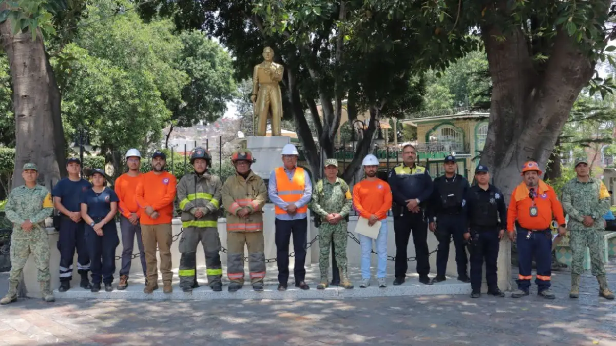 Ariadna Ayala, presidenta municipal, fortalece la prevención en el primer simulacro nacional 2025
