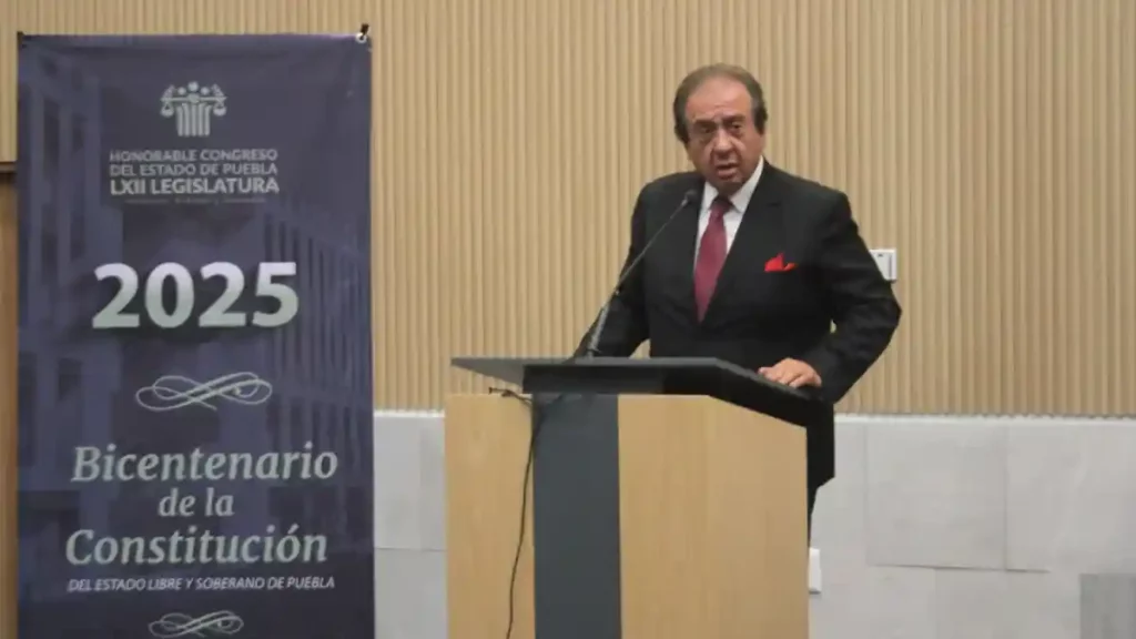 Analizan en Congreso historia constitucional de Puebla